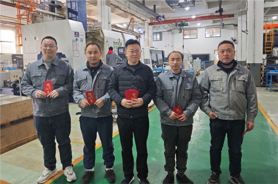 腾旋旋转接头开工大吉2025